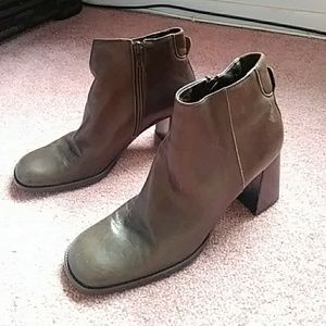 Nine West Brown Leather Boots Size 7.5M
